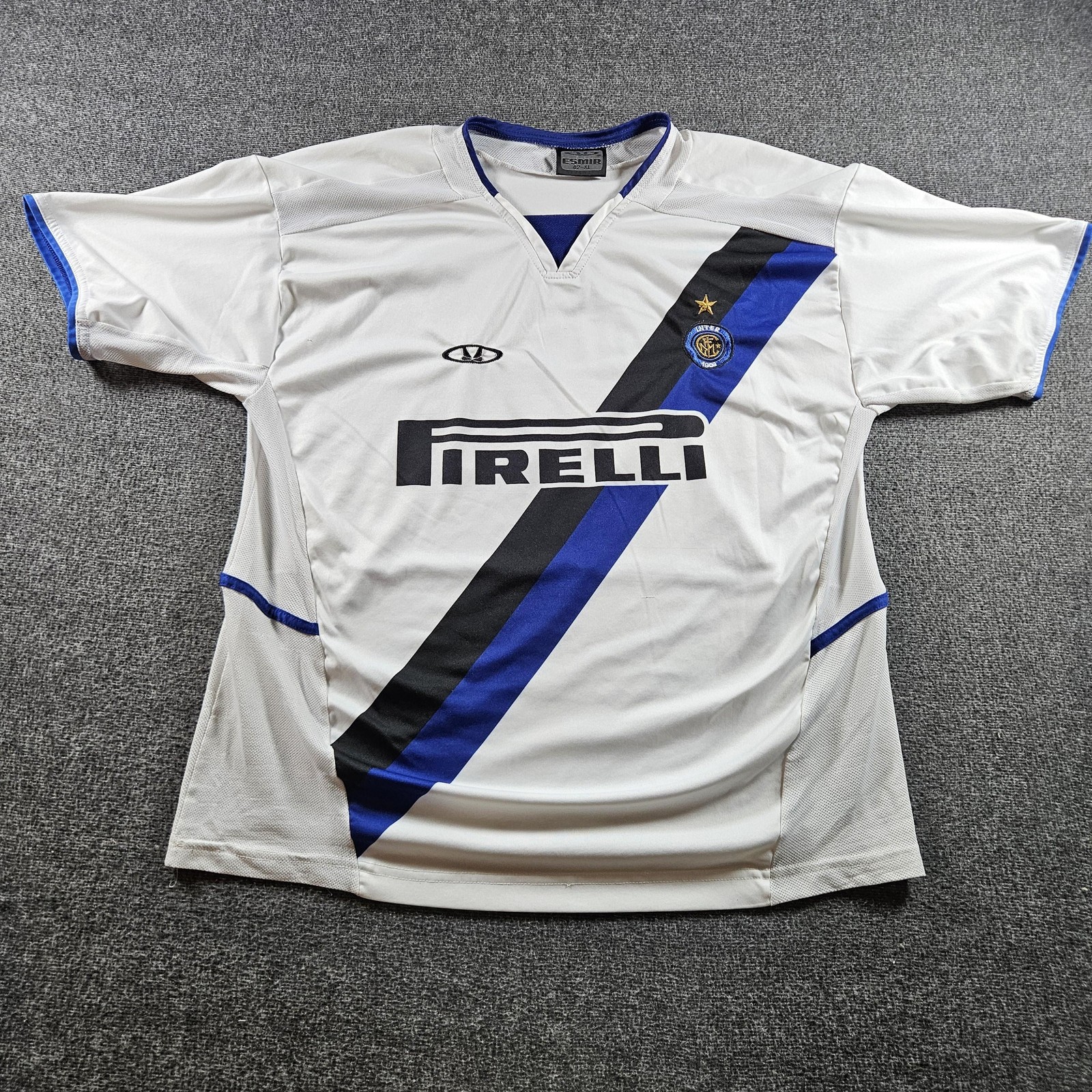 Inter Milan Jersey Mens XL White Soccer ESMIR Pirelli Sponsor 15 Shirt