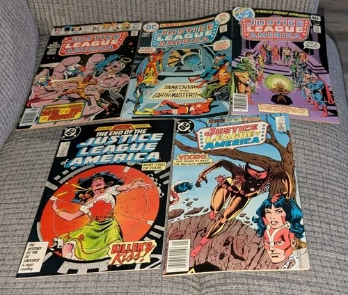 1970s 80s Vintage Lot of 5 Justice League of America DC Comic Books Readers B14