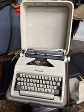 VINTAGE SM8 OLYMPIA TYPEWRITER MADE IN GERMANY WITH CASE VERY NICE CONDITION thumbnail