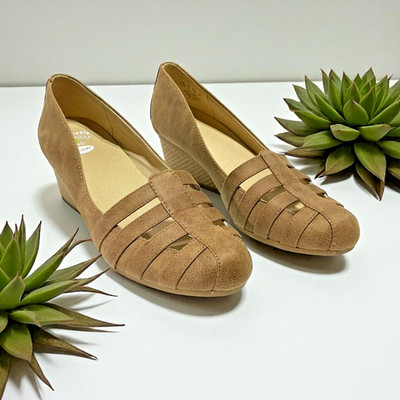 Comfortable Dr. Scholls Women s Be Free Fisherman Wedge Pump Sz 8.5M