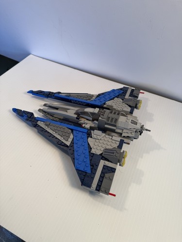 LEGO Star Wars: Mandalorian Starfighter (75316) - Picture 1 of 6