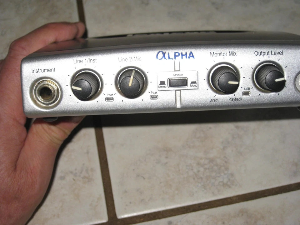 Lexicon Alpha Desktop USB Studio Recording Interface guter Zustand - Bild 3 von 4