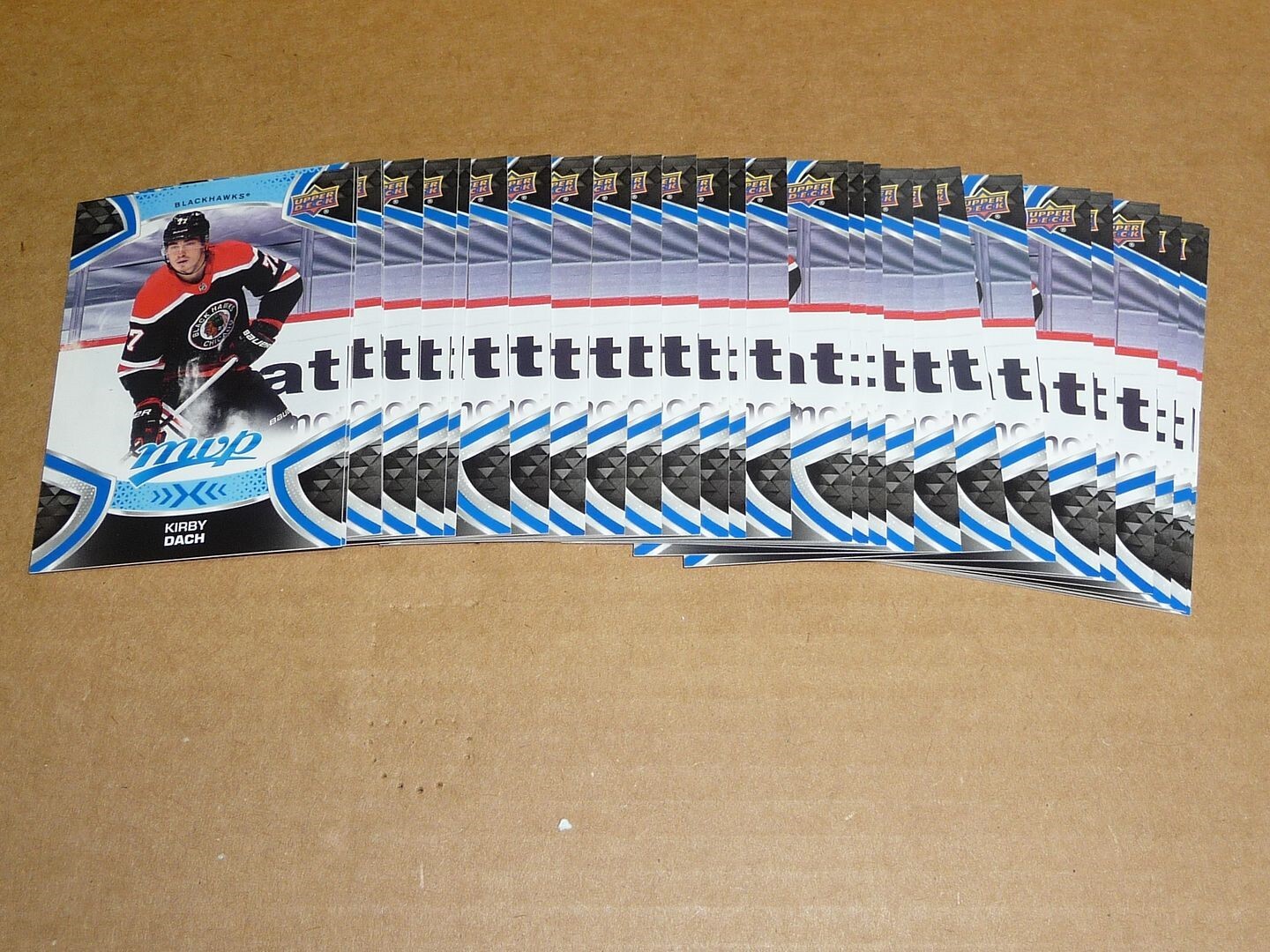 2021/22 Upper Deck MVP BLUE FACTORY SET LOT OF 60 KIRBY DACH BLACKHAWKS #177