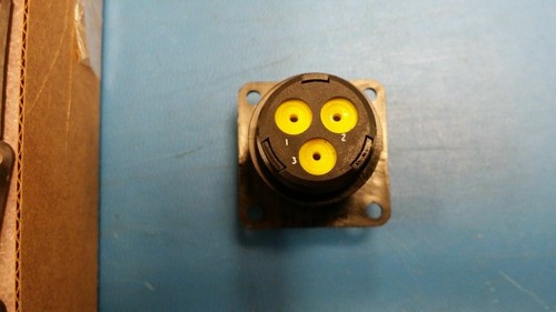 (5 PCS) 788189-1 TYCO Conn CPC SKT 3 POS ST Panel Mount 3 Terminal 1 Port ROHS - Picture 6 of 12