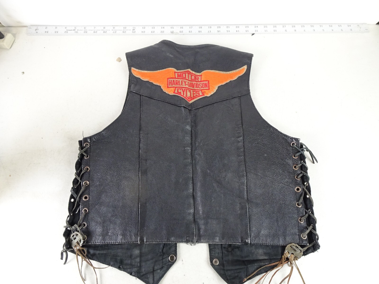 Vintage 1970's Harley Davidson Patch Black Leather Vest Size 38 Snap Riding