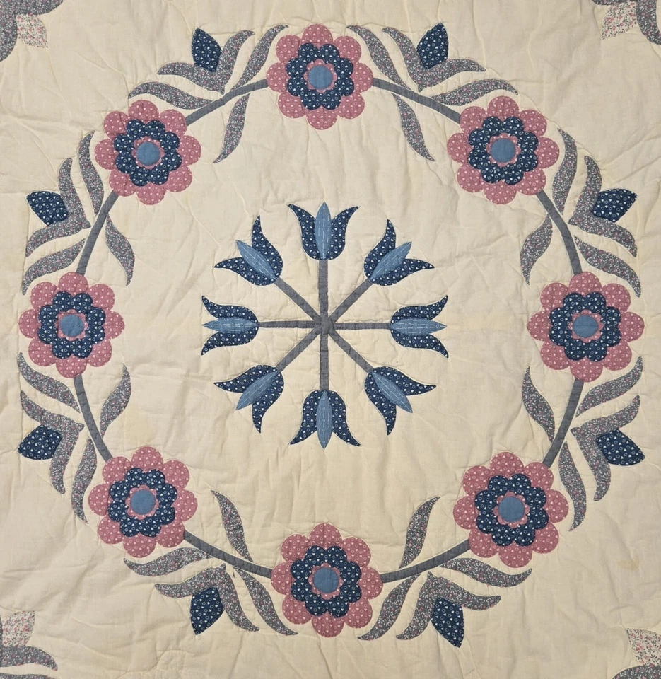 VTG Handmade Floral Pennsylvania Dutch Cheaters Quilt Pink Blue White Round 50" - Image 2 of 4