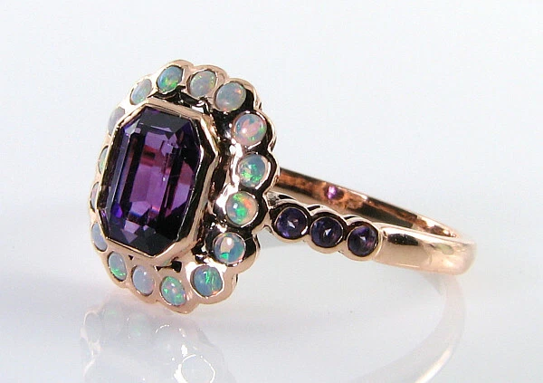 Anillo Art Deco 9CT Oro Rosa con Amatista Natural y Ópalo Cluster