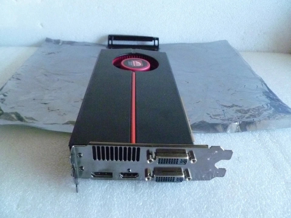 Dell ATI Radeon HD 5770 1GB PCI VIDEO GRAPHICS CARD - Image 2 of 4