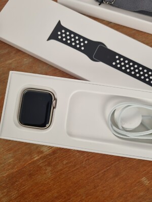 apple watch se 2022 40mm Starlight