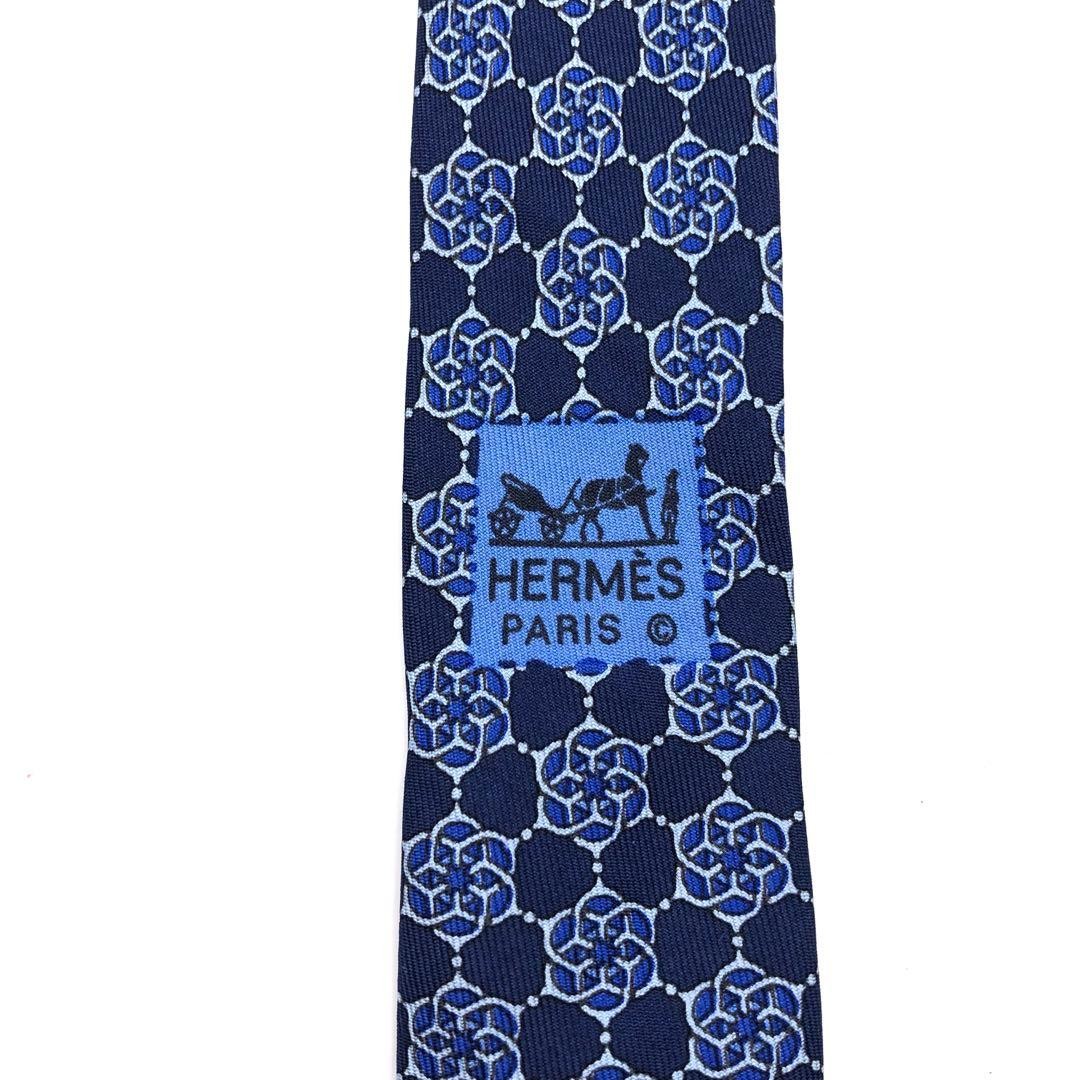 HERMES Geometric Tie Hexagonal pattern - image 3