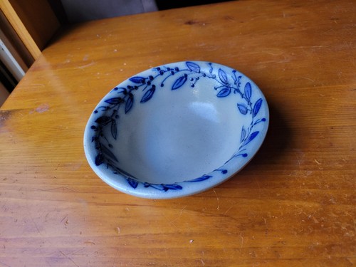 Vintage 1999 Salmon Falls Blueberry Vine 6" Bowl - Picture 2 of 9