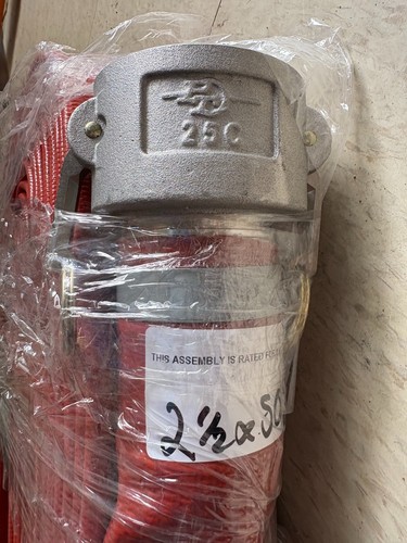 Manguera contra incendios - Manguera de agua plana de 2 1/2" x 50' - Hecha en EE. UU. - Manguera contra incendios roja - Imagen 2 de 3