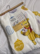 NWT Winnie The Pooh Easter Plush Throw 50x70