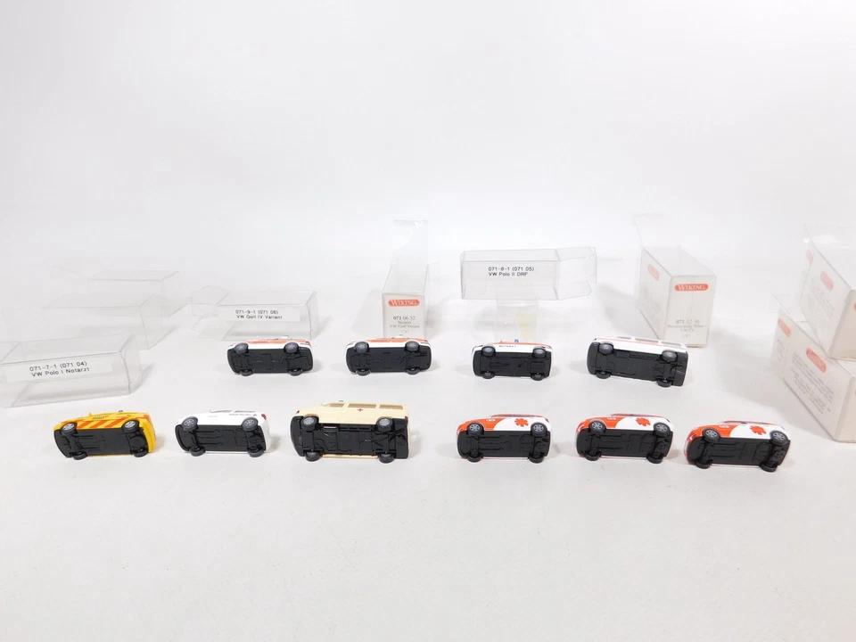 10x wiking H0 1:87 Modello VW : 071 Ambulanza Polo/Golf + Drk T4 ecc Mint # - Immagine 3 di 3
