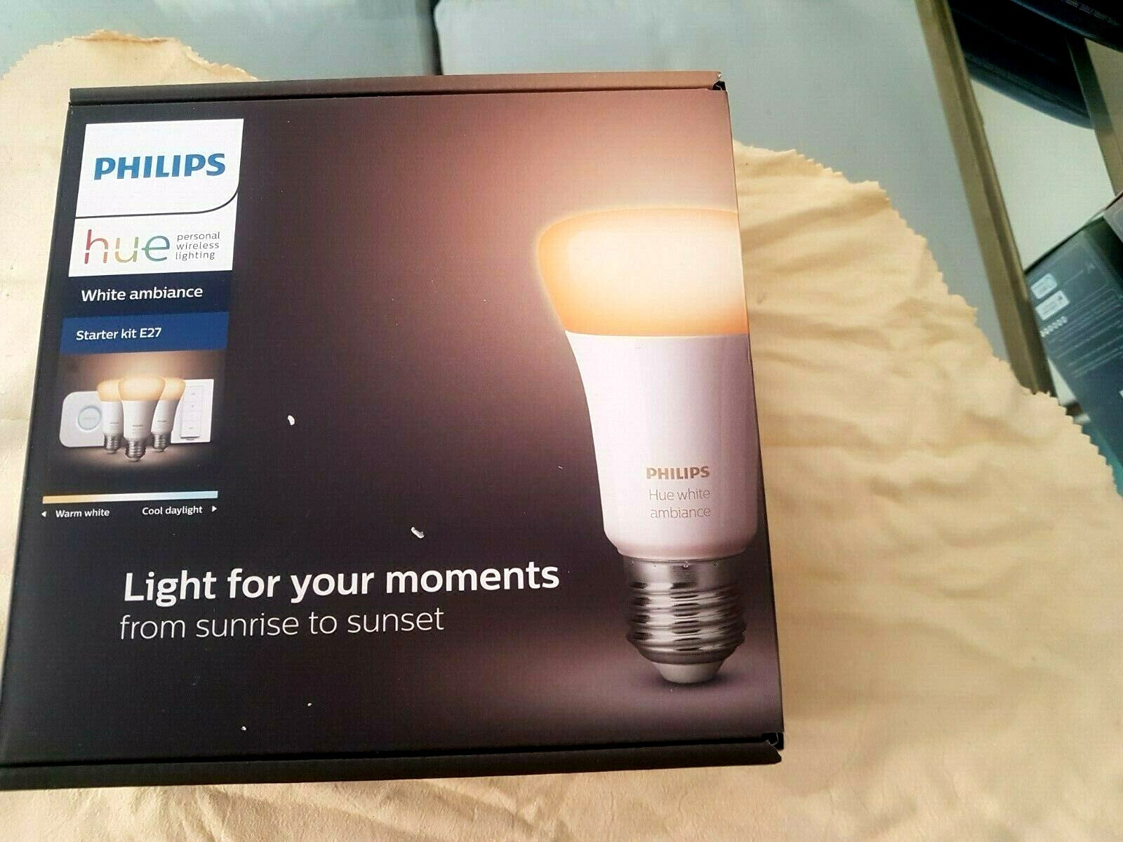 PHILIPS HUE WHITE AMBIANCE STARTER KIT E27 ,TRE LAMPADE,  1 SWITCH E  HUE BRIDGE