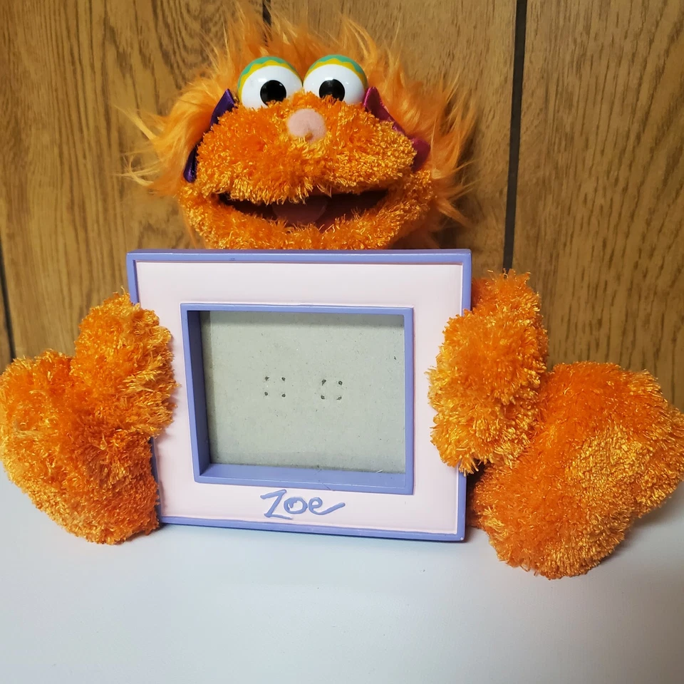 Muñeca de peluche Sesame Place Zoe 9" 2006 2005 marco de fotos taller callejero relleno Foto 2 de 4