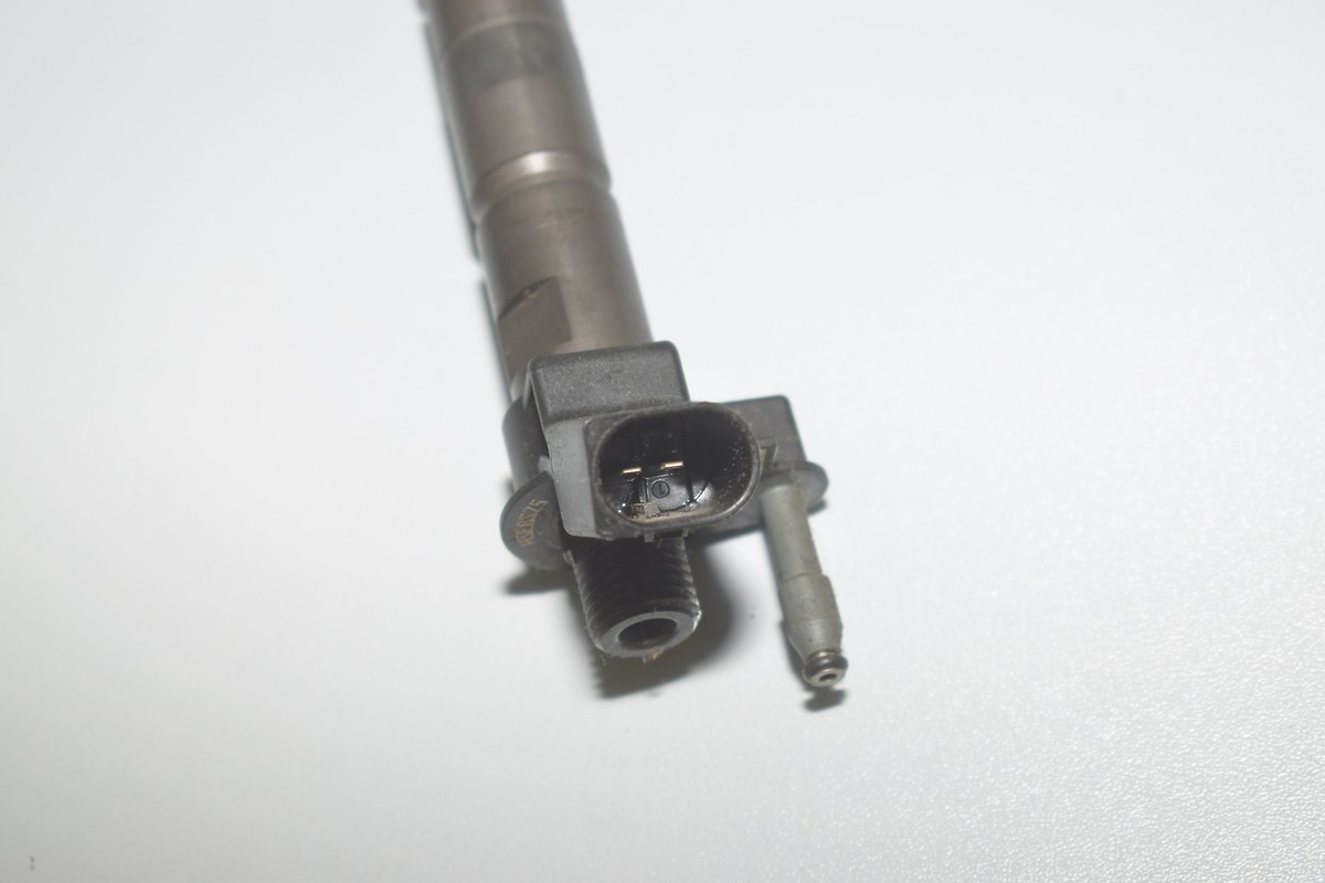 BMW G12 730d Xdrive F21 F20 F30 F31 G30 G31 Injector 8514151  