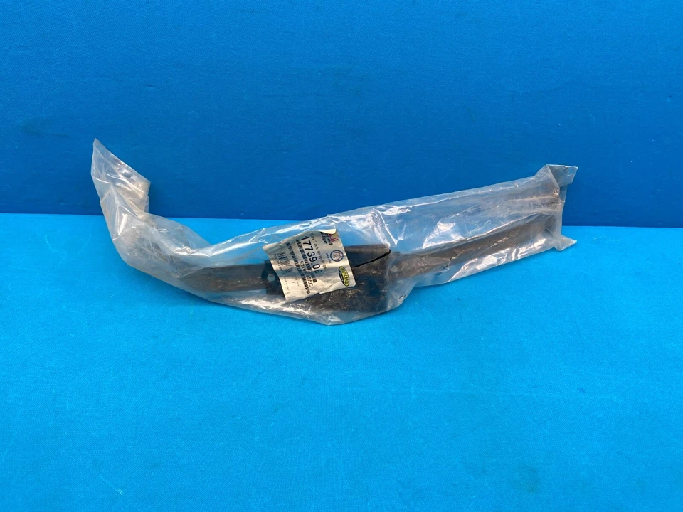 Correa central del tanque de combustible Rugged Ridge 17739.06 Jeep Wrangler TJ 1997-2006 Foto 2 de 3