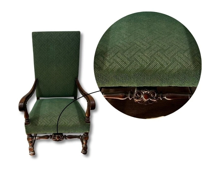 Sillón antiguo estilo gótico tallado verde nogal Foto 3 de 4