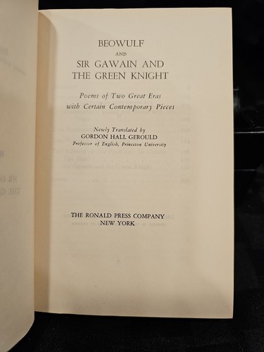 Beowulf and Sir Gawain and the Green Knight 1935 - Picture 10 of 15