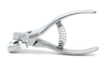 Medium V Tattooing Ear Marking Notcher Markers identification Cattle uv farm 