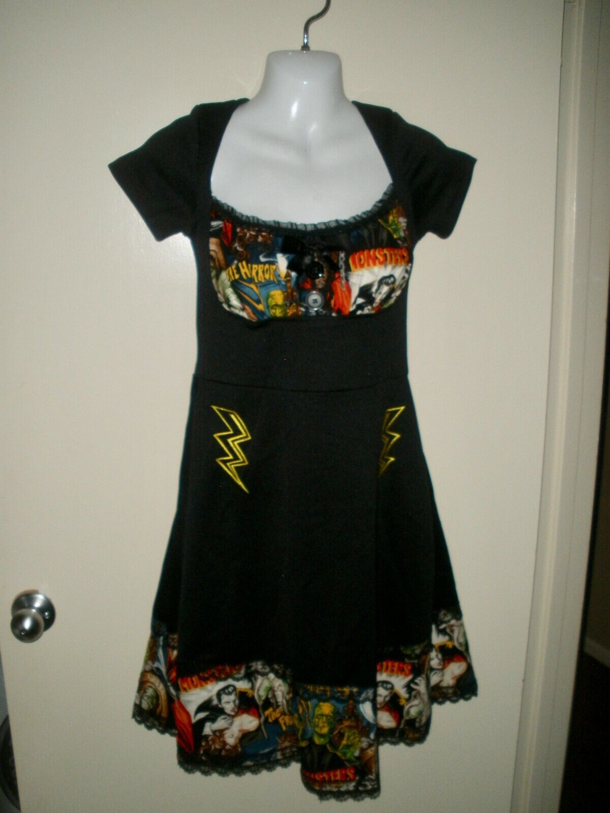 Picture 1 of 8