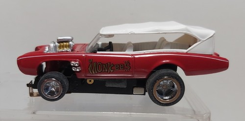 AWESOME! MONKEE MOBILE HO SLOT CAR w/a NEW JAG DR-1 HO SLOT CAR CHASSIS - Picture 5 of 10
