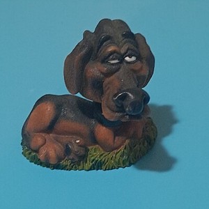 Small Bloodhound Bobblehead Figurine B5