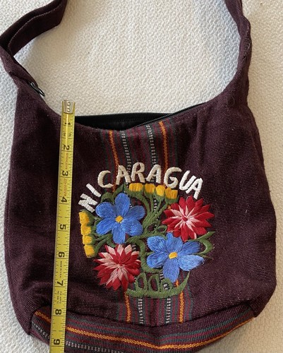 Nicaragua-Themed Women's Shoulder Bag Maroon Textured-Floral Weave Zip Pockets - Picture 8 of 8