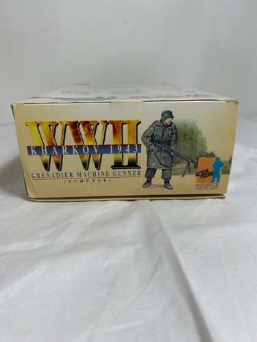 DRAGON WWII GRENADIER MACHINE GUNNER OTTO KHARKOV 1943 ACTION FIGURE (NJL024380) - Picture 5 of 9
