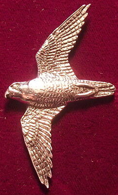 Wildlife Pewter Peregrine Falcon Falconry Brooch Pin Quality