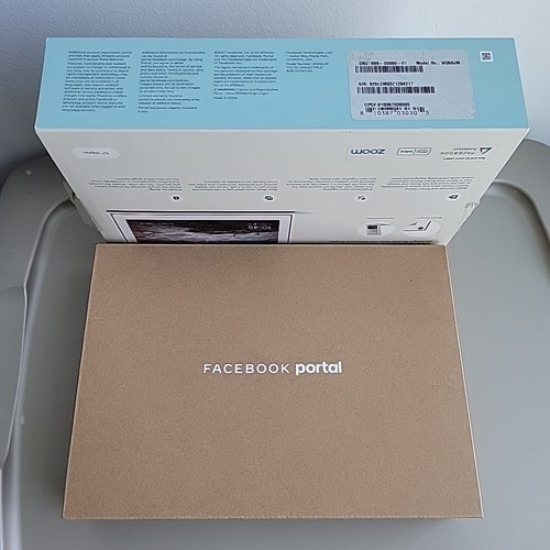 Facebook Portal 10" Model WD50JM - Smart Video Calling w/Built-in Alexa Open Box - Bild 5 von 6