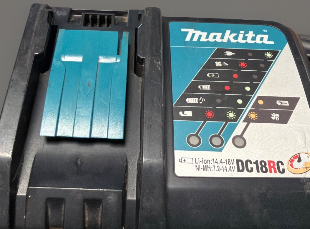 Genuine Makita DC18RC Rapid Battery Charger 14.4V - 18V Lithium