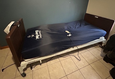 #ad Span America PressureGuard Easy Air Mattress System amp; Invacare Hospital Bed $2500.00