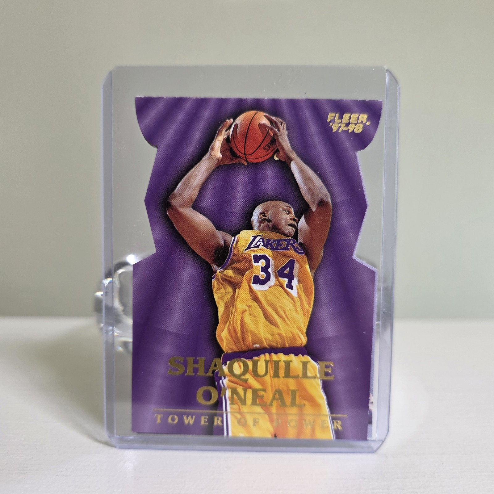Shaquille O'Neal 1997 Fleer #8-TP Tower of Power Price Guide