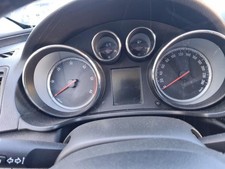 Compteur Opel INSIGNIA