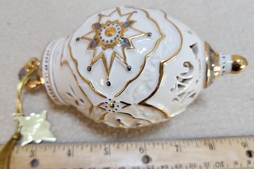 Lenox 2012-Spire - Boxed Annual Christmas Ornament NEW - Picture 8 of 9