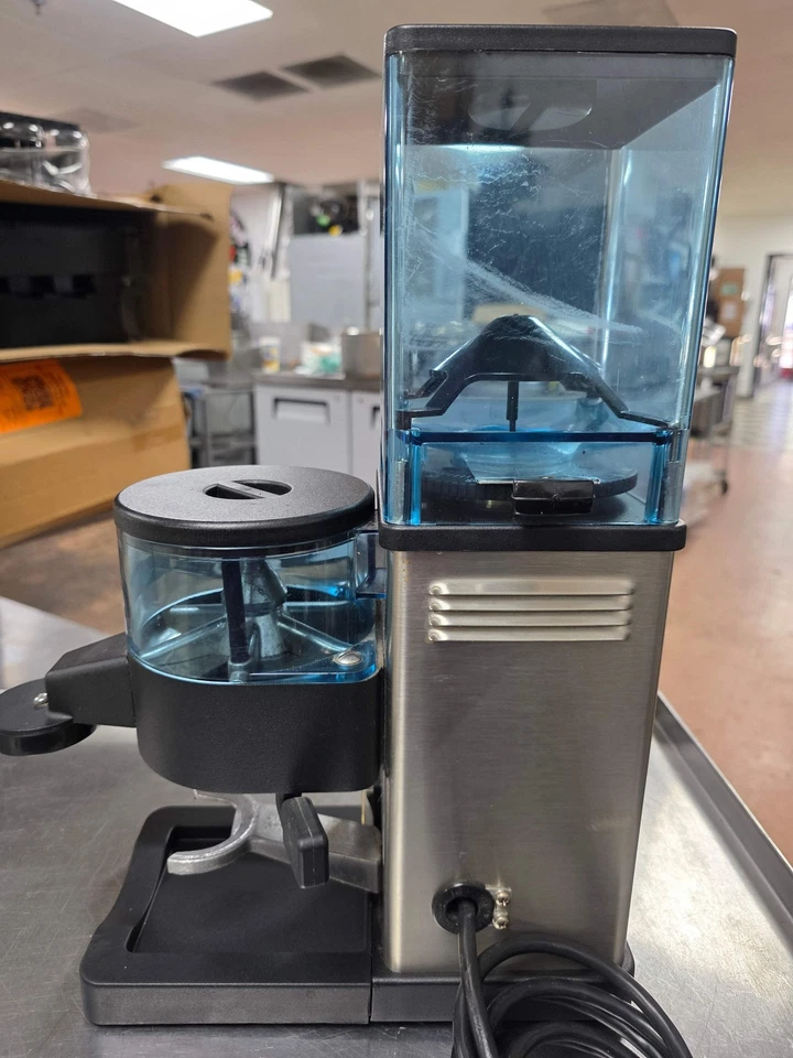 Molinillo de café espresso semiautomático Rancilio MD40 110V usado Foto 3 de 4