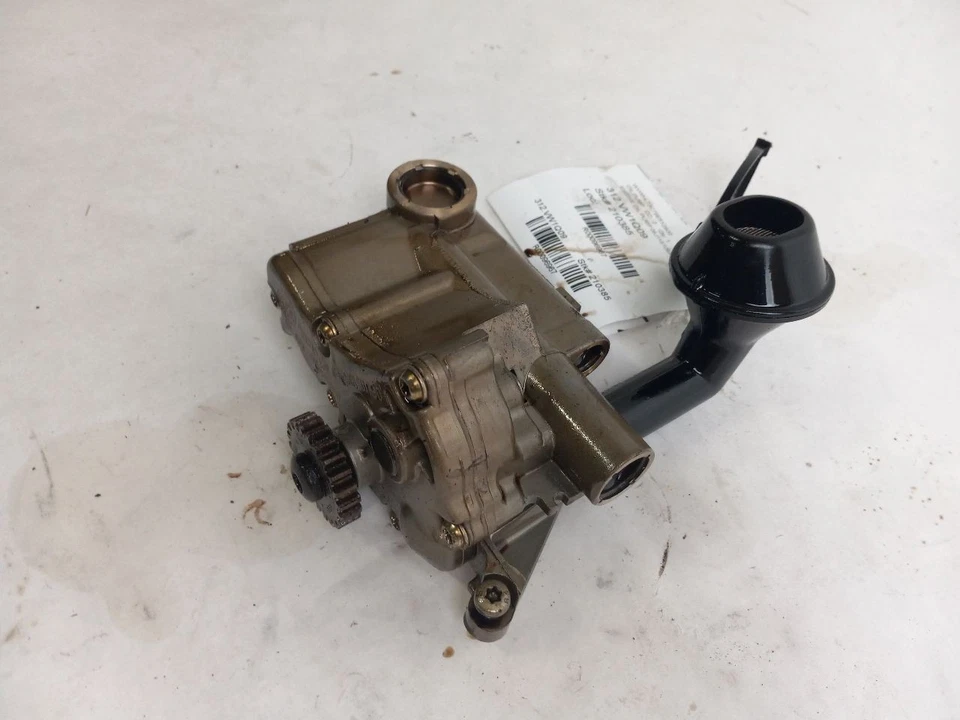 BOMBA DE ACEITE DE MOTOR para VOLKSWAGEN CC 2009 OEM 06J115106AB Foto 3 de 4