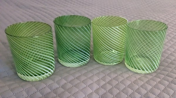 Lime Green White Swirl Stripe Blown Art Glass Drinking Glasses Set Of 4
