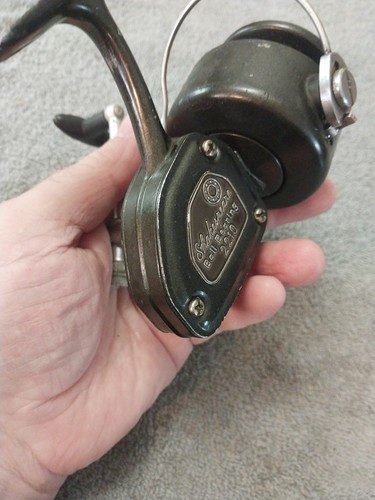 Mulinello da spinning vintage Shakespeare Ball Bearing 2210 usato funziona bene Japan - Foto 10 di 13