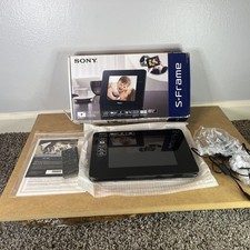 Sony Digital DPF-D830 8" LED Backlit Digital Photo Frame