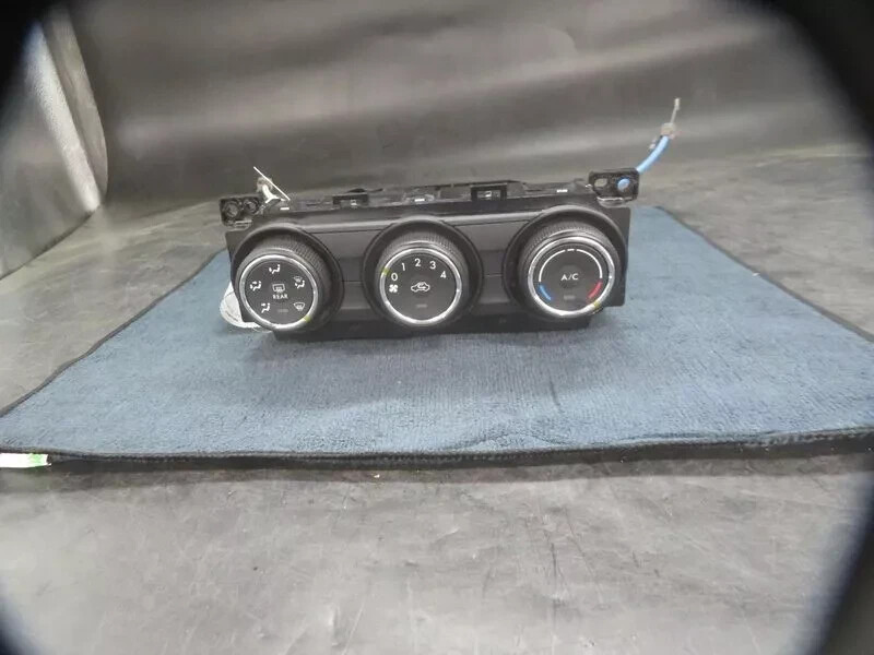 Picture 1 of 3