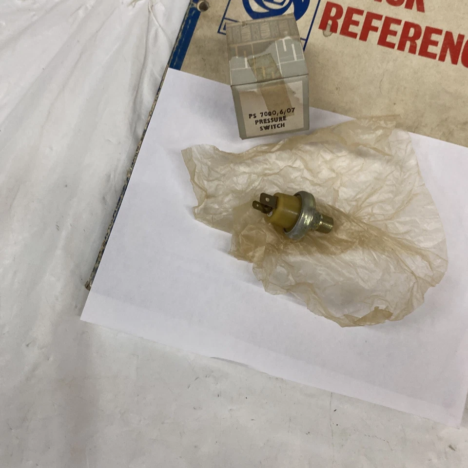 Interruptor de presión de aceite Austin Marina Morris Marina 1800cc NOS Smiths Foto 3 de 4