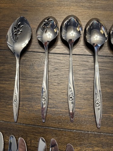 10 Pieces Oneidacraft Deluxe Stainless LASTING ROSE Serving Utensils - Picture 6 of 10