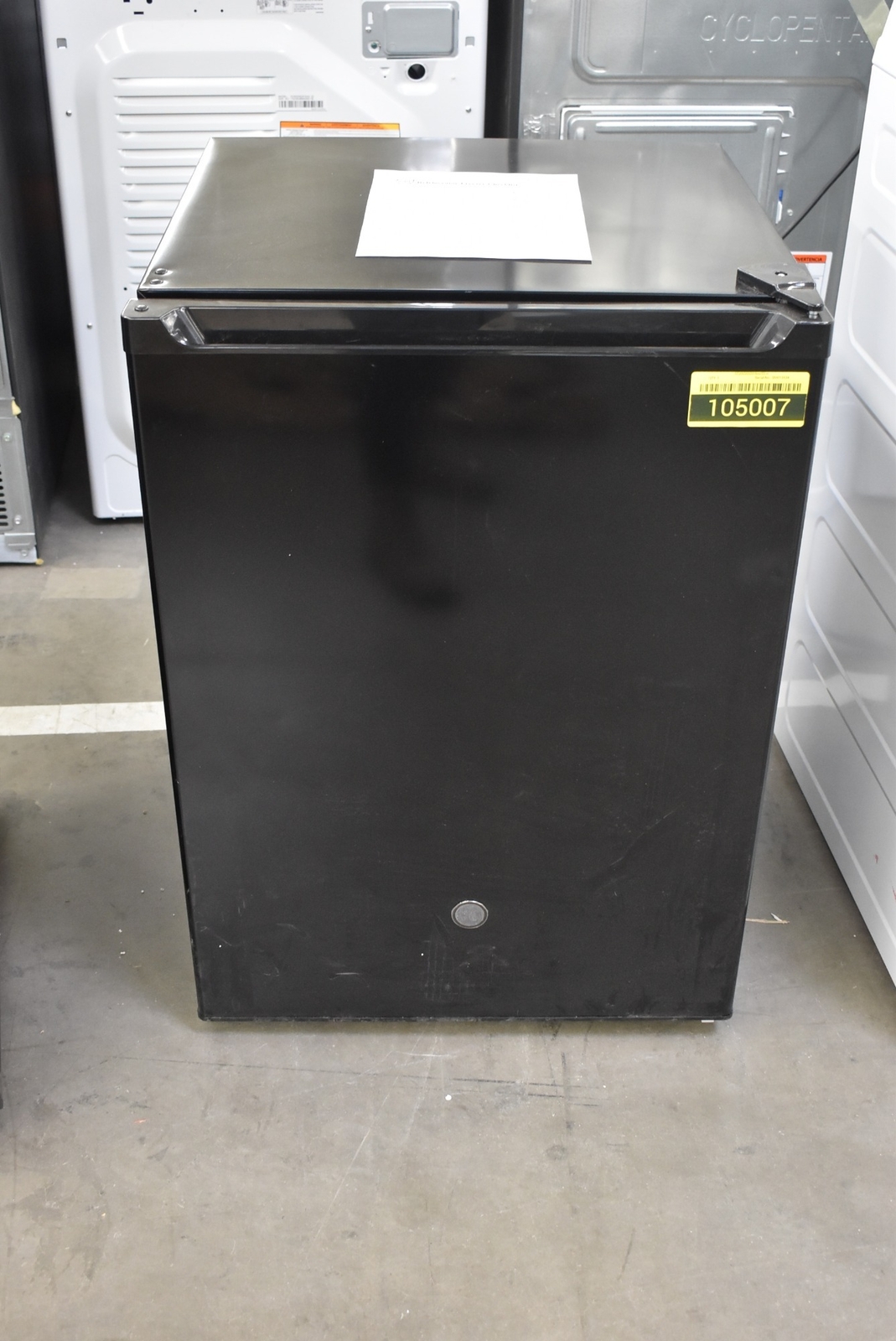 ge 5.6 cu ft refrigerator