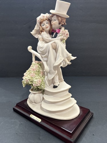 GIUSEPPE ARMANI Little Bride and Groom Wedding Figurine 1988 Florence Italy - Picture 2 of 11