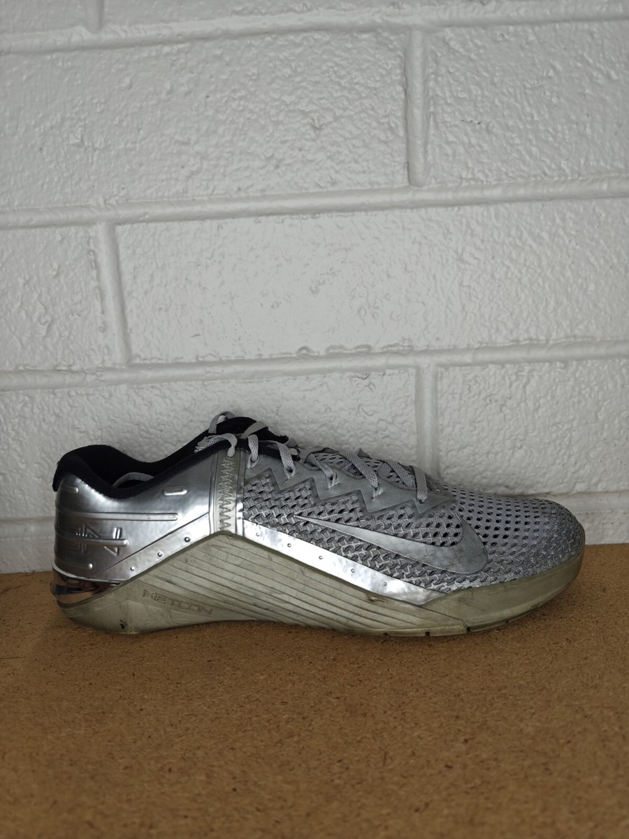 NIKE Metcon 6 Premium ‘llic Silver’ Nike Metcon 6 Premium Metallic Silver - Swappa