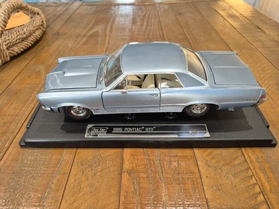 SUN STAR 1965 GTO FONTAINE BLUE w/ White Interior DIECAST METAL 1