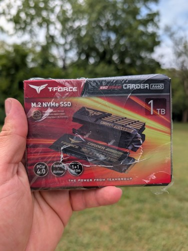 TEAMGROUP T-FORCE CARDEA A440 1TB M.2 NVMe Interne SSD (TM8FPZ001T0C327)